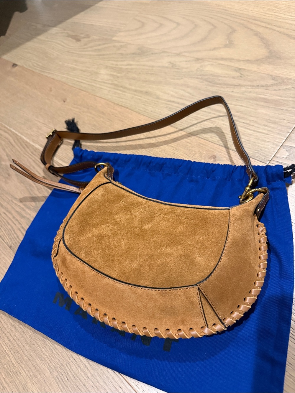 ISABEL MARANT Oskan Moon whipstitched leather-trimmed suede shoulder bag - Picture 4 of 6